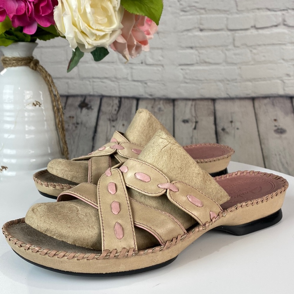 CLARKS ARTISAN Tan & Pink Slip On Leather Sandals
